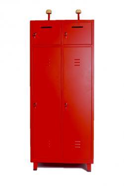 Feuerwehrschrank Serie Budget - Komplettset mit Türen und Füssen !  2 Abteile oben je 1 Wertfach unten für Mäntel und Ausrüstung - Helmhalter - Mass: 80 breit x 50 tief  x 190 cm hoch mit Füsse - sofort liefebar ! Topseller- Preisstar ! 